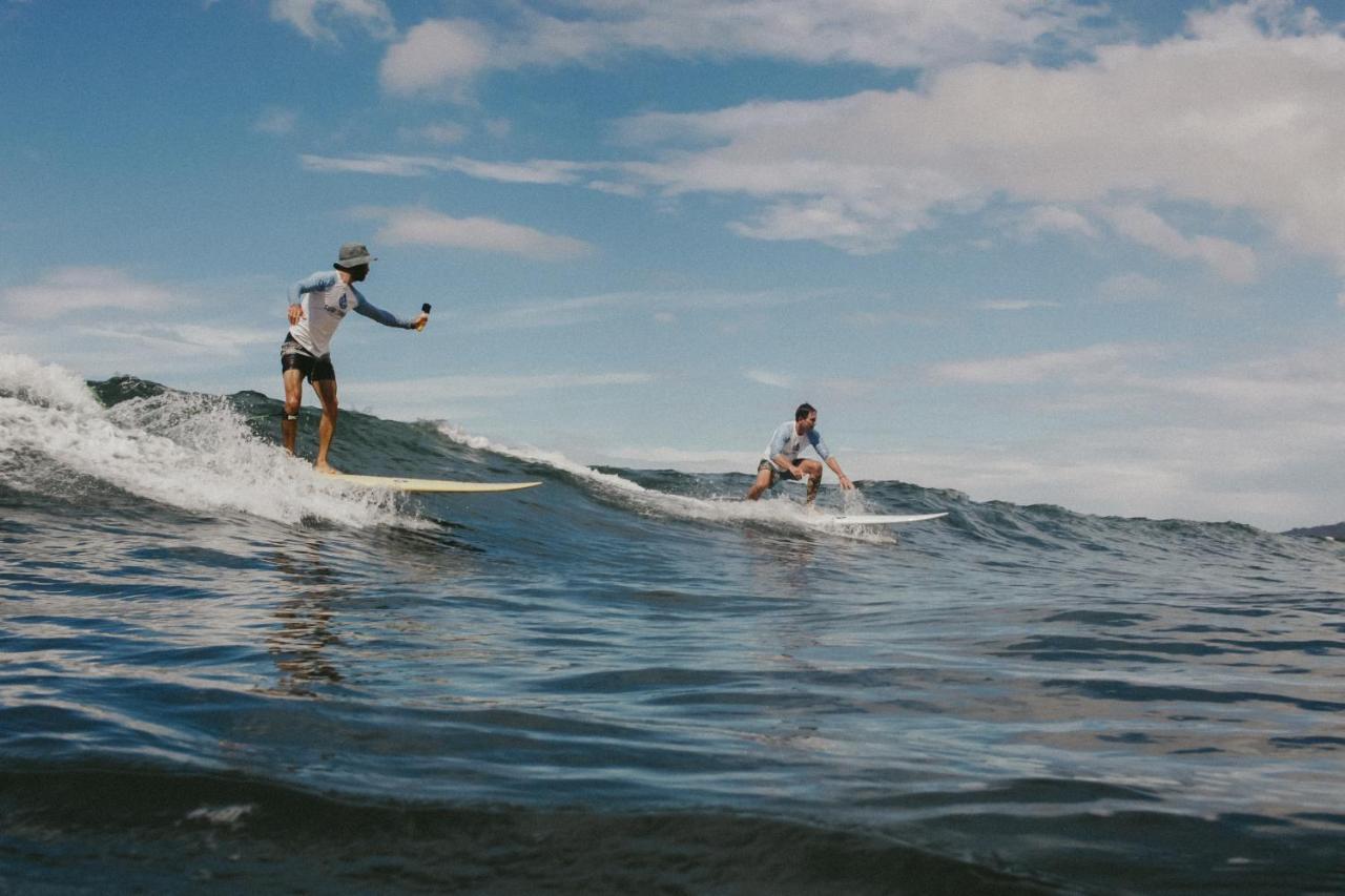 Surf Synergy All-Inclusive Surf Retreat 哈科 外观 照片