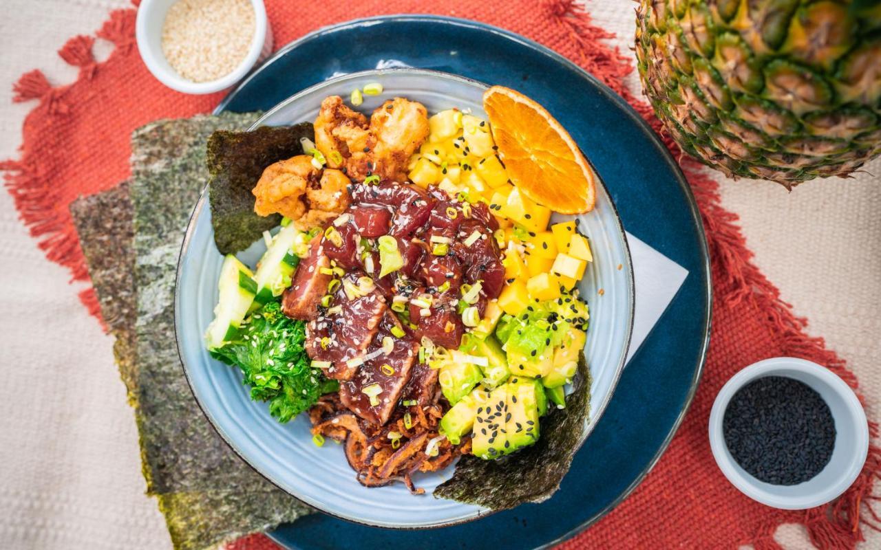 Surf Synergy All-Inclusive Surf Retreat 哈科 外观 照片