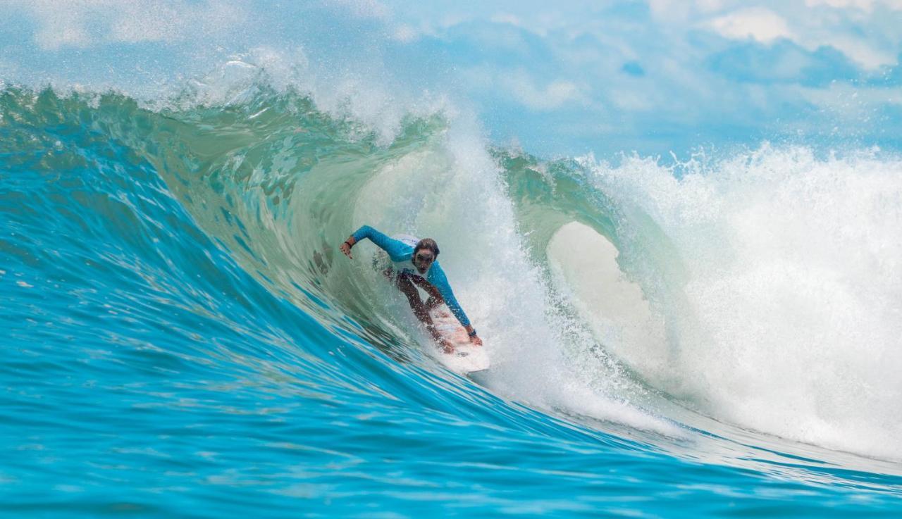 Surf Synergy All-Inclusive Surf Retreat 哈科 外观 照片