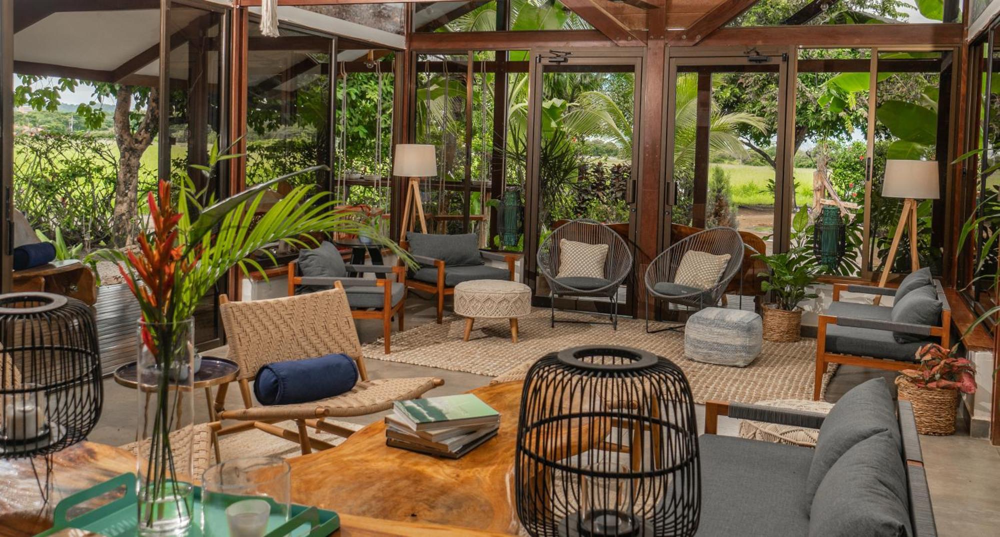 Surf Synergy All-Inclusive Surf Retreat 哈科 外观 照片